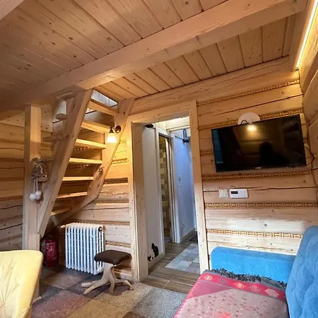 Domcek Pre Dvoch Ždiar